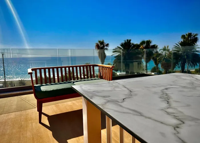 Santa Barbara Seafront Villas W Jacuzzi Pool